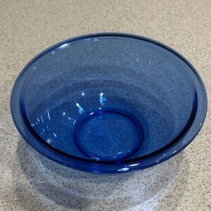 RARE Vintage Blue Cobalt 1.5 L Bowl baking/mixing/ storage